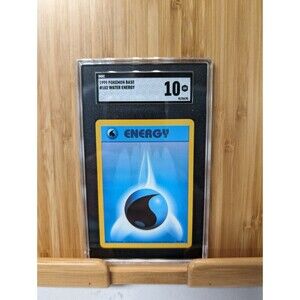Pokemon Card Water Energy Base Set 102/102 Vintage WOTC Sgc Graded 10 Gem